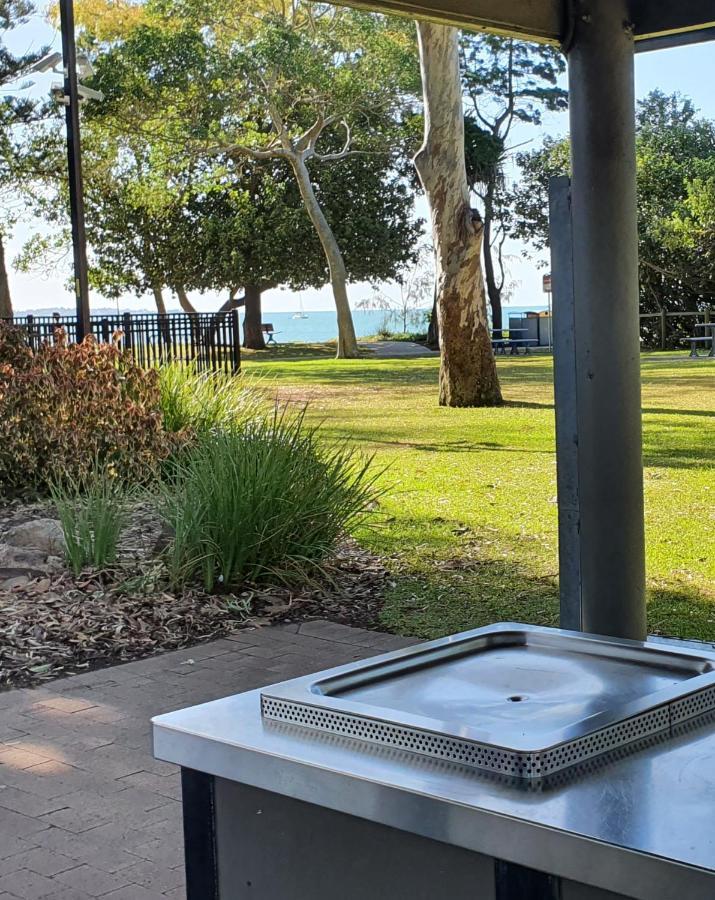 Villa Venezia Apt 3 - Spacious Hervey Bay Beachfront Apartment Extérieur photo