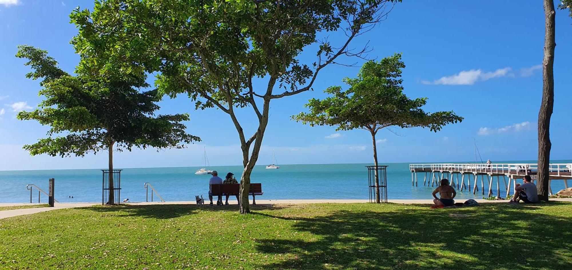 Villa Venezia Apt 3 - Spacious Hervey Bay Beachfront Apartment Extérieur photo
